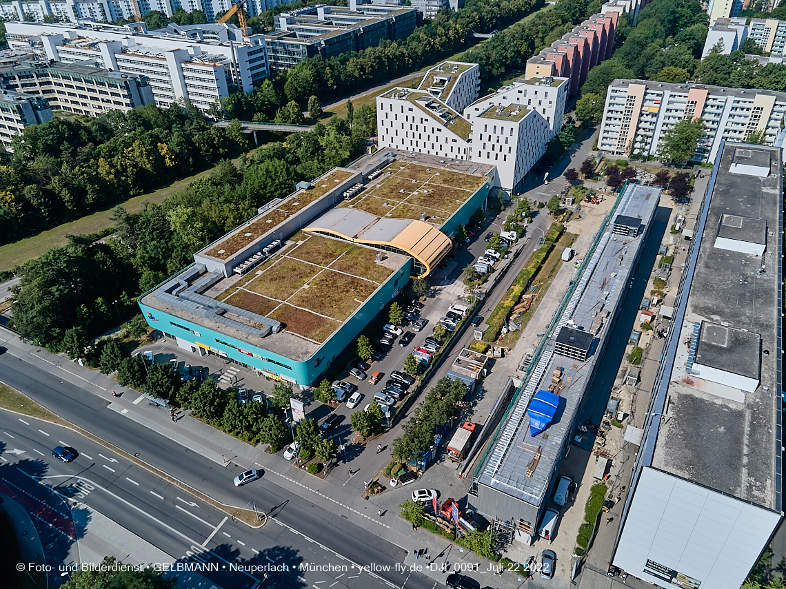 22.07.2022 - Plettzentrum und Montessori Schule in Neuperlach